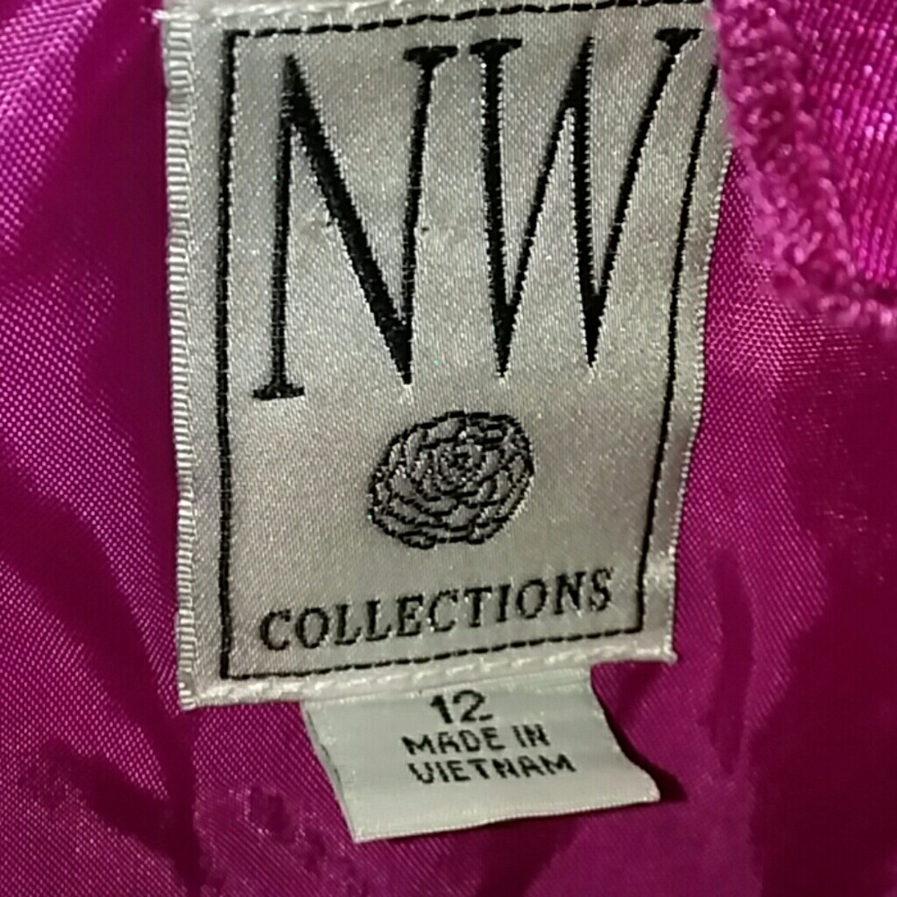 Dress - Picture 2 of 3